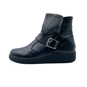 Stivaletti con soletta removibile donna Podoline Caserta vista laterale