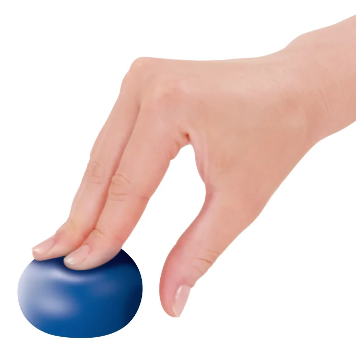 Pallina per riabilitazione mano medium Tecniwork pressata dalle dita