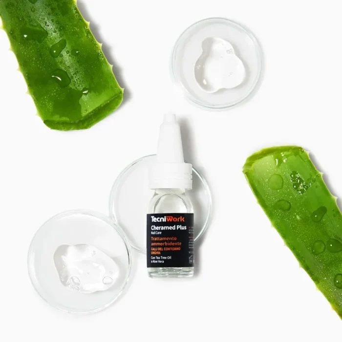 Ammorbidente unghie Tecniwork con aloe vera