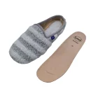 Pantofola donna con pelliccia Scholl Maddy grigio plantare estraibile