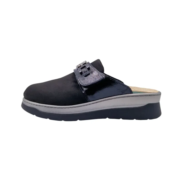 Sabot donna con plantare estraibile per alluce valgo Loren M3250 nero vista laterale Sabot donna con plantare estraibile per alluce valgo Loren M3250 nero vista laterale